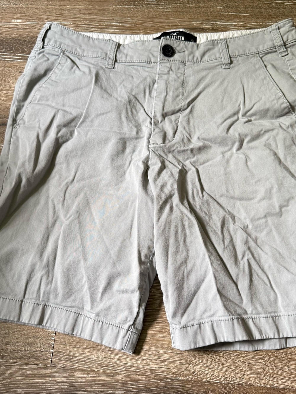 Hollister Menβs Light Gray Flat Front Classic Shorts W32β Epic Flex